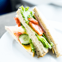 Brandem aitas teostada Lunden Food'il värbamiskampaania, mille käigus töötati välja värbamissõnumid, töökuulutus, kampaanialeht ning sotsiaalmeedia reklaam